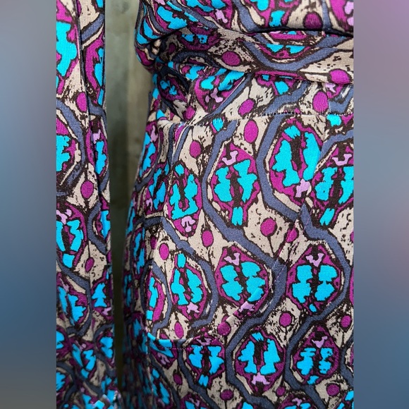 Diane Von Furstenberg multi print l/s silk Jersey wrap dress w/ pockets - Picture 5 of 9